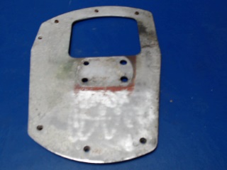 0741046-7 Cessna - Plate - Mounting Wheel Fairing LH
